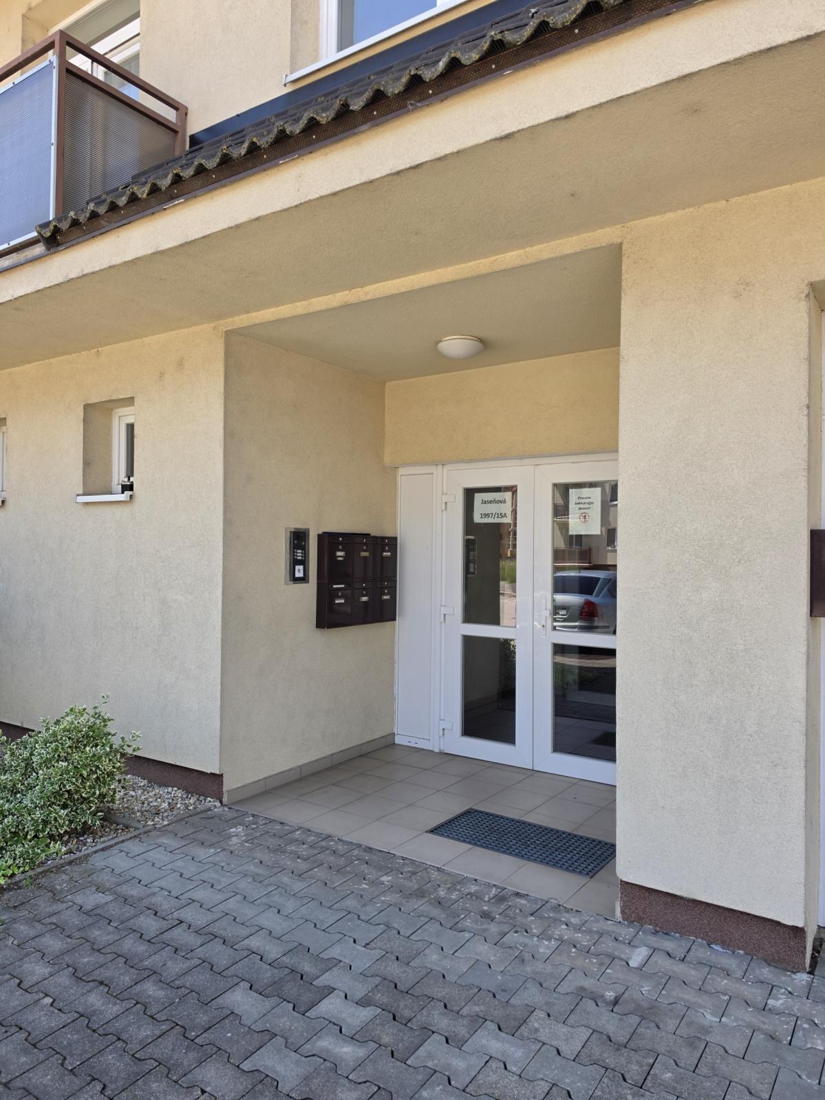 2 izbový byt Nemšová - exkluzívneNA PREDAJ v novšom byt.dome — foto 3