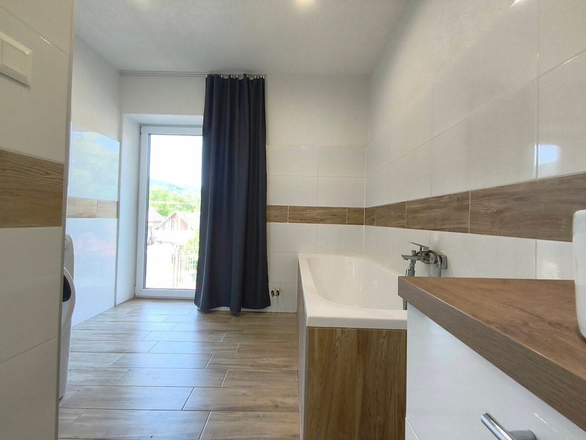 Nový domov bez kompromisov – kompletne zrekonštruovaný tehlový rodinný — foto 6
