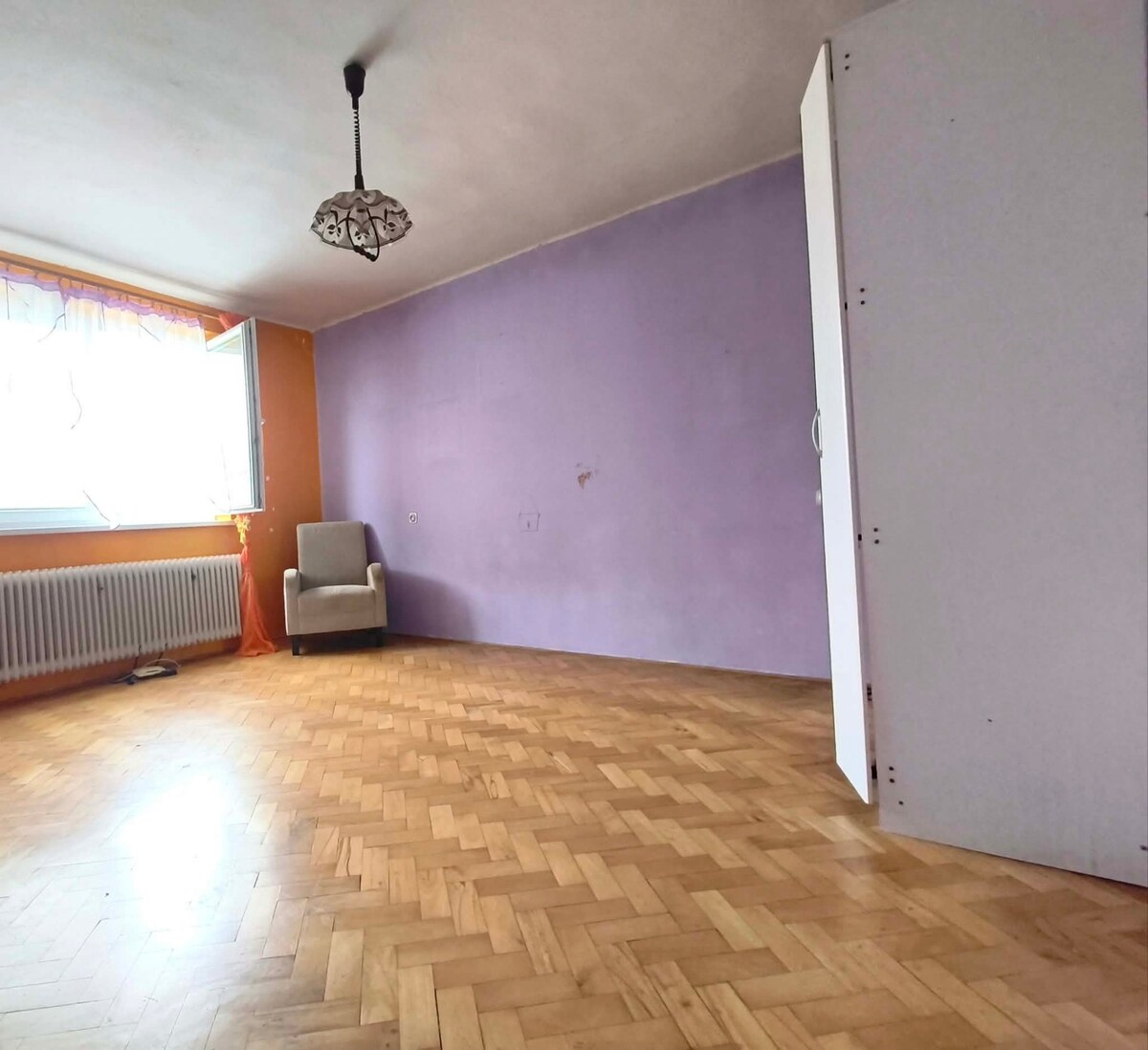 PRIESTRANNÝ 3+1 BYT (91 m²) S ATMOSFÉROU RODINNÉHO DOMU — foto 12