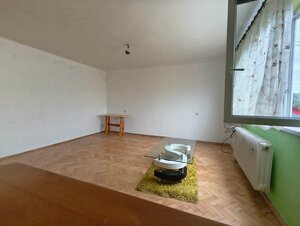 PRIESTRANNÝ 3+1 BYT (91 m²) S ATMOSFÉROU RODINNÉHO DOMU — foto 7