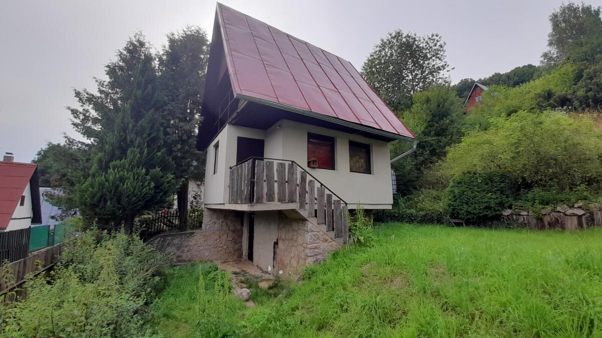 EXKLUZÍVNE 3 podlažná murovaná chata Medzev. — foto 8