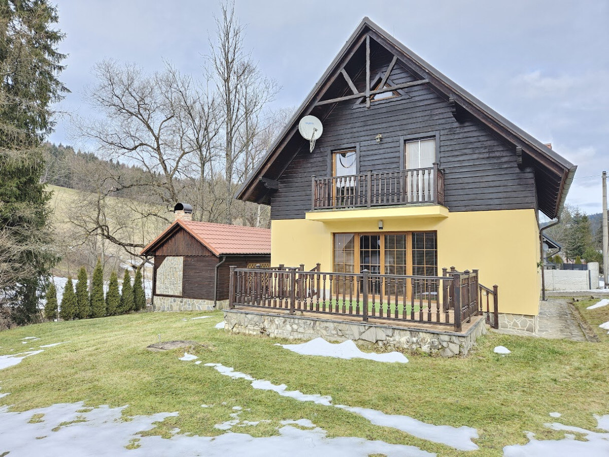 EXKLUZÍVNE chalupa v krásnej prírode  - JEZERSKO, ideálna pre podnikanie