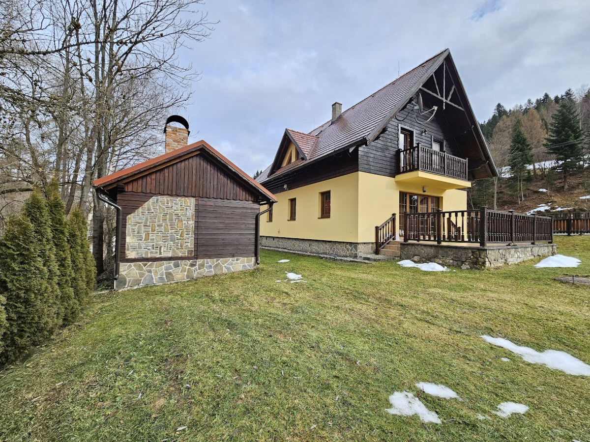 EXKLUZÍVNE chalupa v krásnej prírode  - JEZERSKO, ideálna pre podnikanie — foto 2