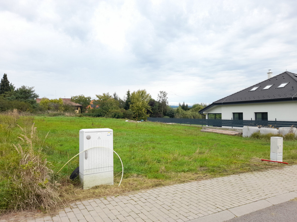 Na predaj stavebný pozemok v obci Beniakovce. — foto 2