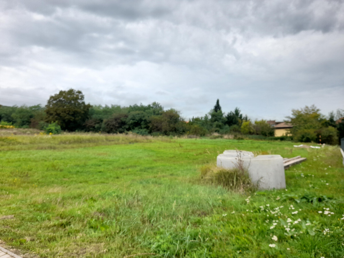 Na predaj stavebný pozemok v obci Beniakovce. — foto 3