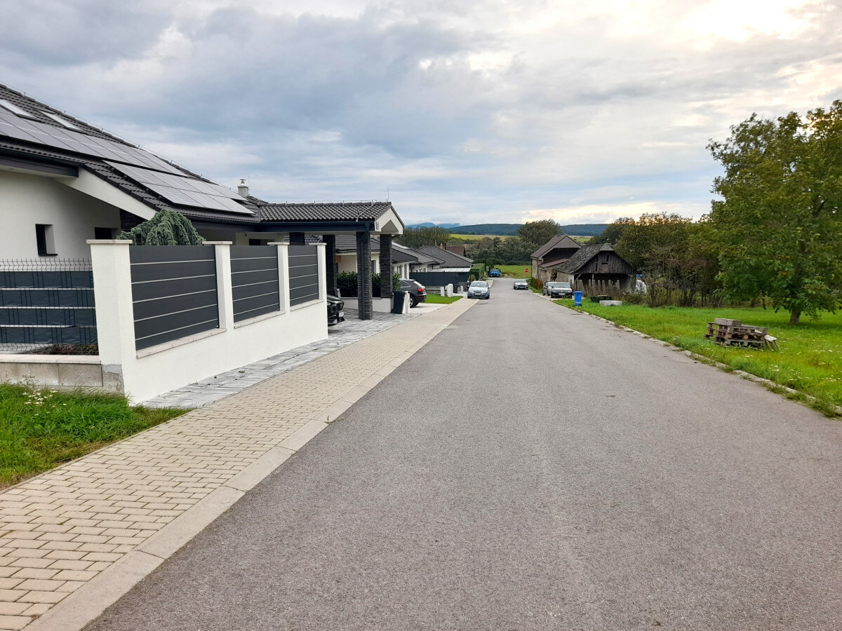Na predaj stavebný pozemok v obci Beniakovce. — foto 9