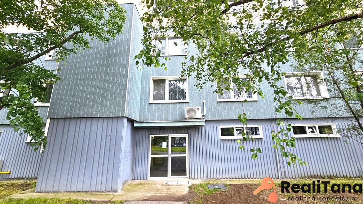 STUPAVA - predaj 4 izbového holobytu s loggiou v centre Stupavy — foto 4