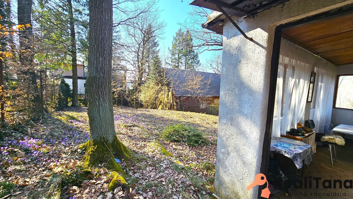 Bratislava Plánky - predaj chatky na rovinatom pozemku — foto 5