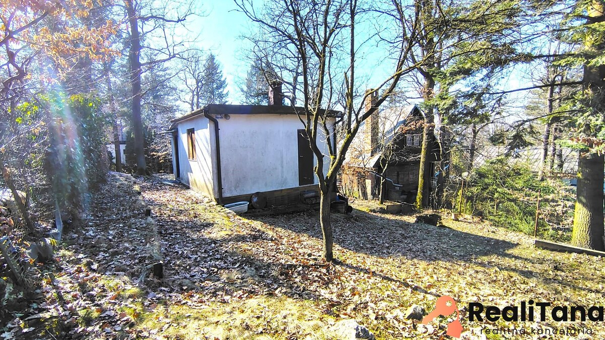 Bratislava Plánky - predaj chatky na rovinatom pozemku — foto 9