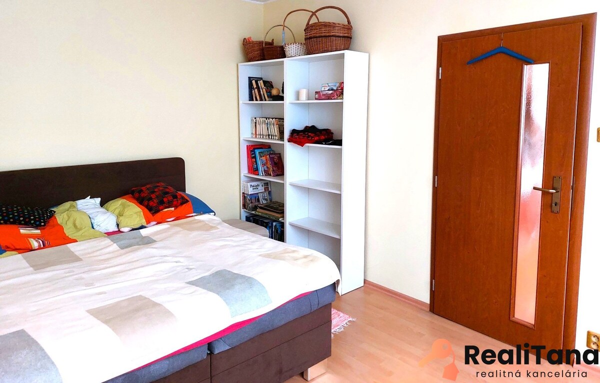 ROŽŇAVA - predaj 3 izbového, kompletne zrekonštruovaného bytu — foto 6