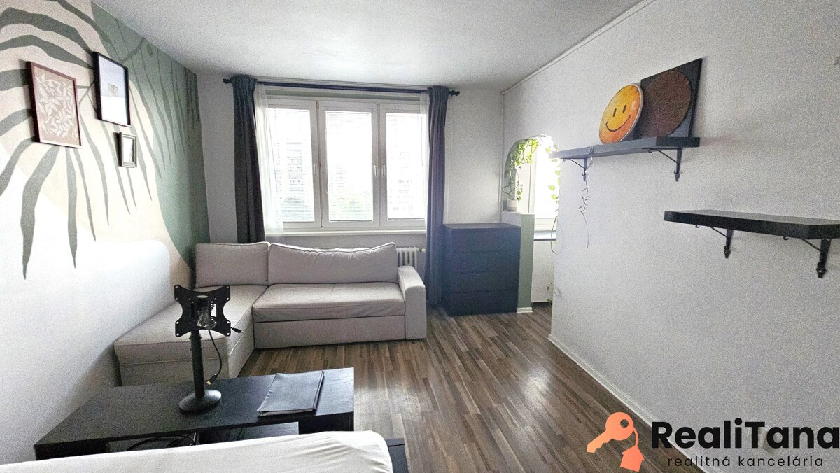 Bratislava Rača - predaj 1 izbového zrekonštruovaného bytu — foto 3