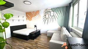 Bratislava Rača - predaj 1 izbového zrekonštruovaného bytu — foto 1
