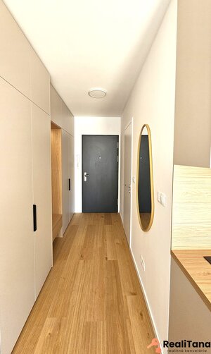 Bratislava Čerešne - prenájom 1 izbového bytu s balkónom — foto 2