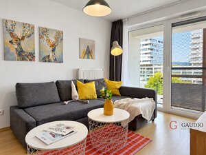 GAUDIO reality | zariadený, dve izby s lodžiou na Muchovom námestí | Garážové parkovanie — foto 6
