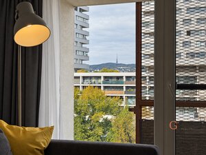 GAUDIO reality | zariadený, dve izby s lodžiou na Muchovom námestí | Garážové parkovanie — foto 8
