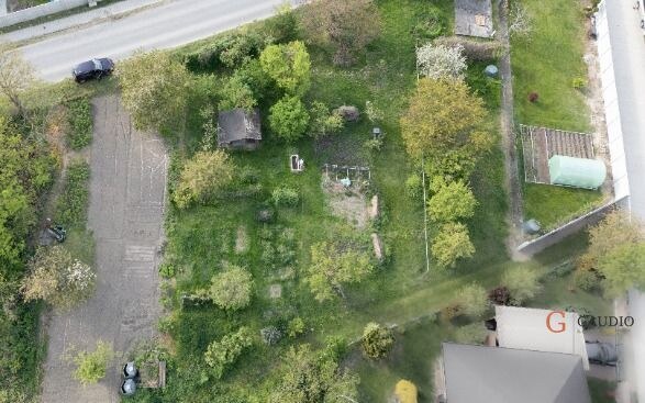 Záhrada - Vlastný kúsok pokoja len pár minút od Bratislavy? — foto 4