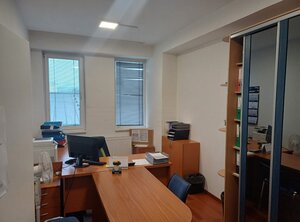 Na predaj výrobná hala a administratívna budova — foto 9