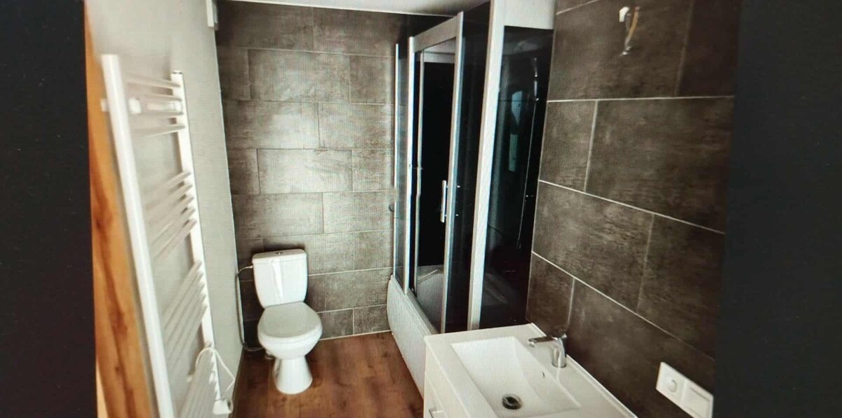Predaj 3 izbového bytu v centre — foto 5