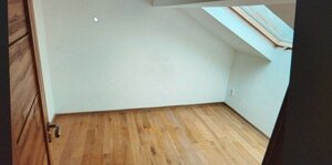 Predaj 3 izbového bytu na námestí  — foto 3