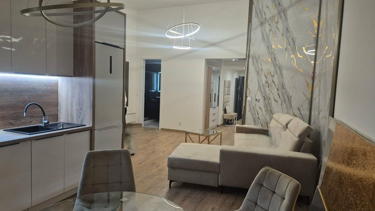Prenájom 3 izbového bytu v centre mesta   — foto 3