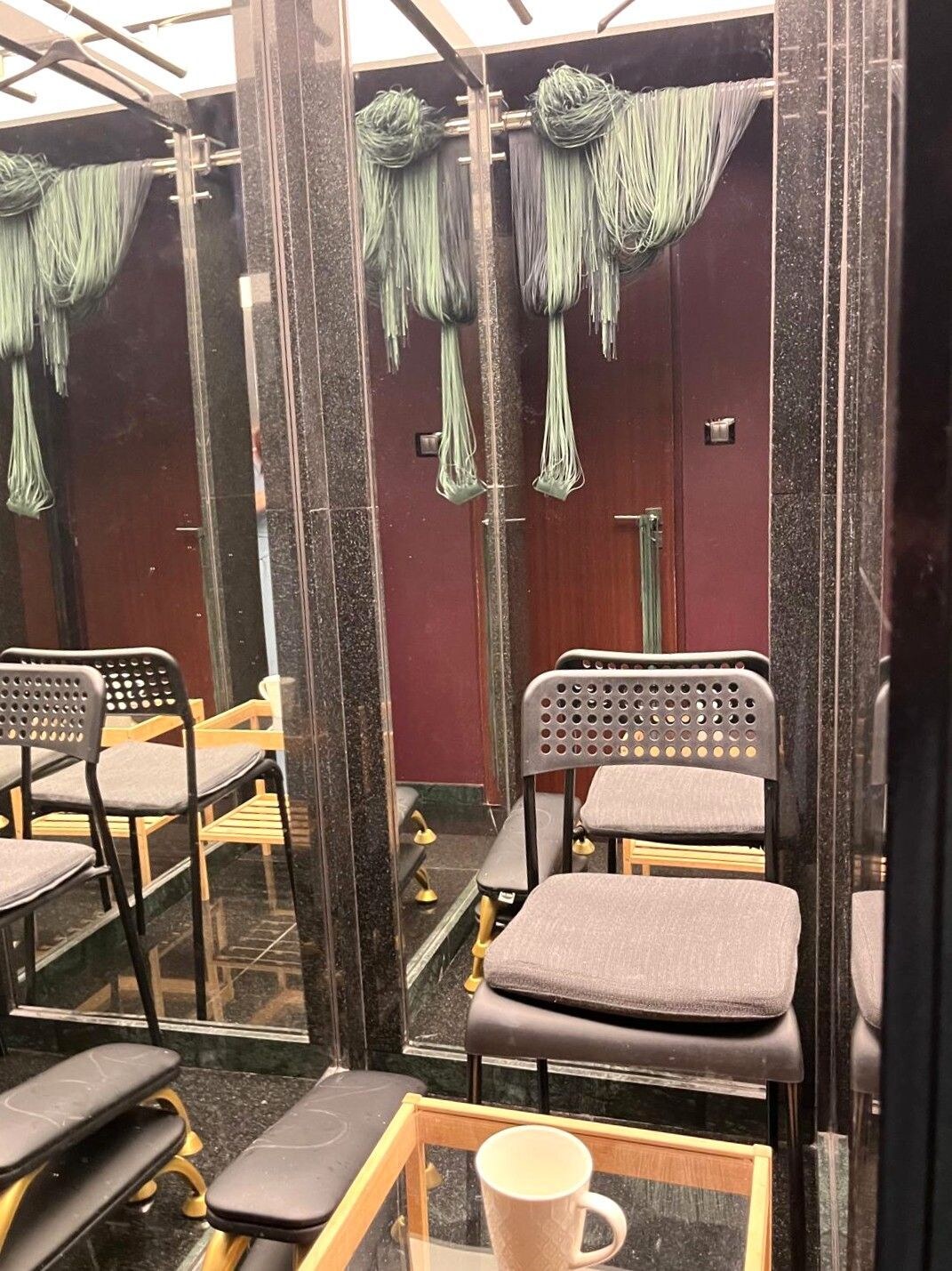 Prenájom priestoru v centre mesta s výkladom do ulice — foto 11