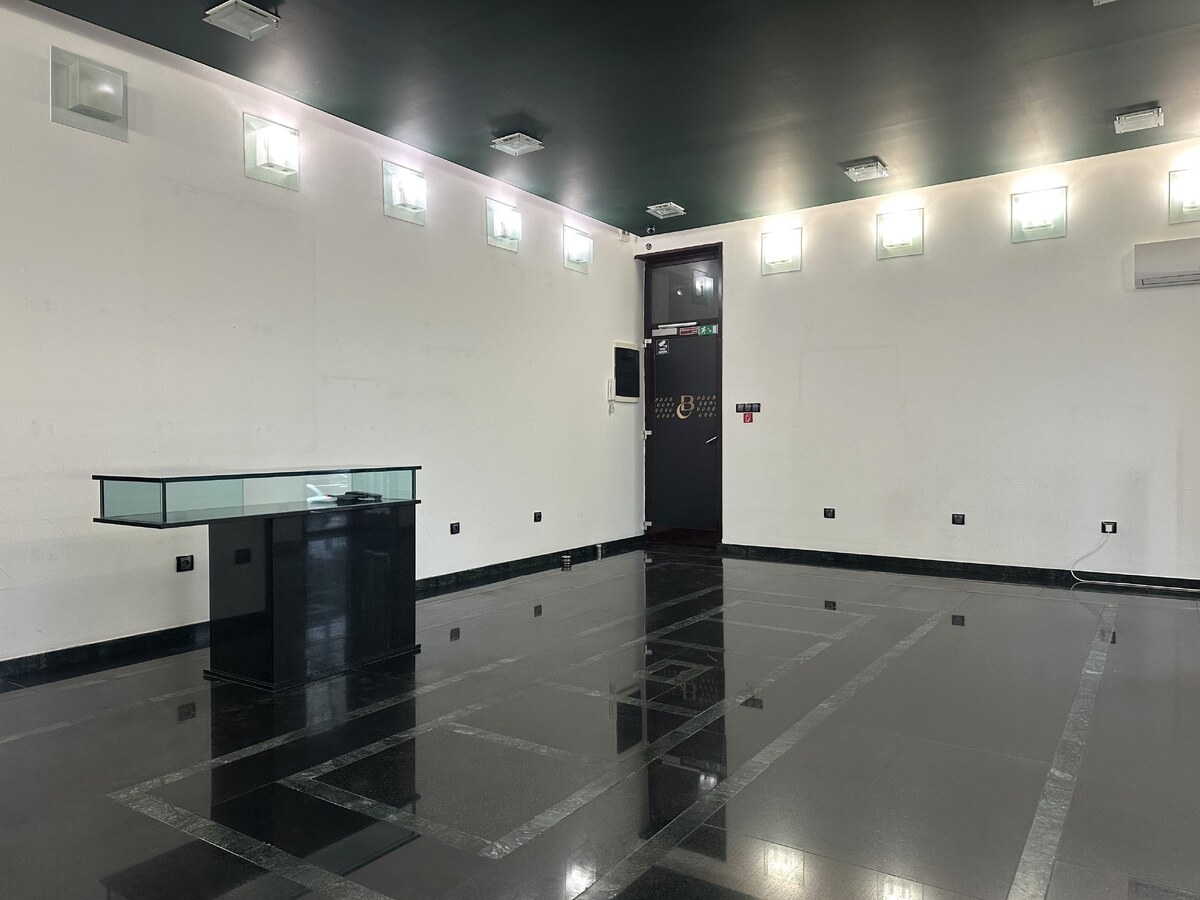 Prenájom priestoru v centre mesta s výkladom do ulice — foto 4