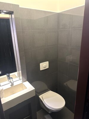 Prenájom priestoru v centre mesta s výkladom do ulice — foto 10