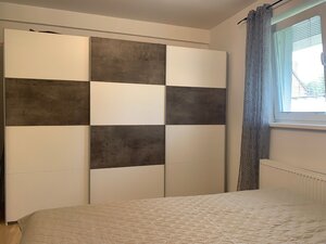 Bezbariérový, investičný 2 izb. byt s vlastným parkovaním, vlaková stanica priamo v obci  — foto 7