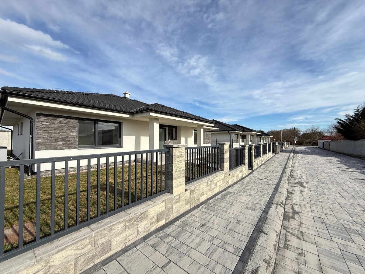 5 izbový rodinný dom Kvetoslavov - PREDAJ  — foto 2