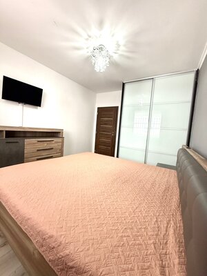 2-IZBOVÝ BYT PO KOMPLETNEJ REKONŠTRUKCII SO SÚKROMNOU ZÁHRADOU 50 m² | HVIEZDOSLAVOV — foto 9