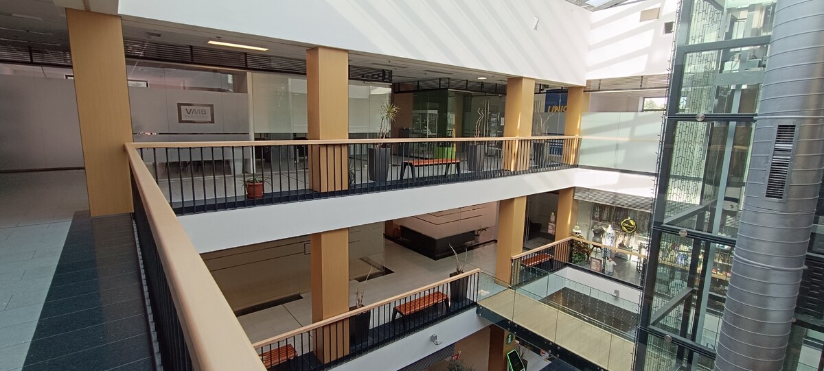 Reprezentatívny priestor, na prenájom, 174,5 m² / 87,17 m² a 87,33 m — foto 4