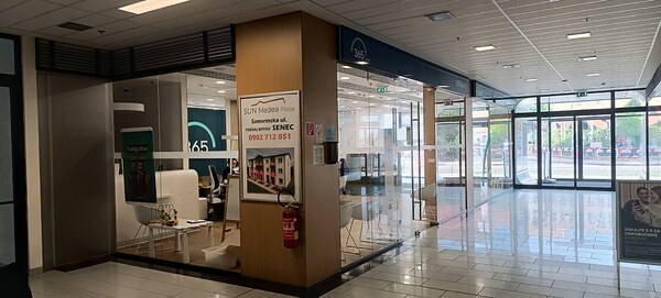 Reprezentatívny priestor, na prenájom, 174,5 m² / 87,17 m² a 87,33 m