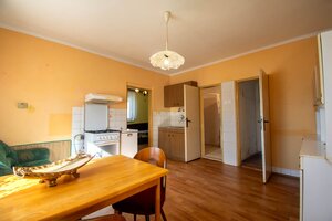 Na predaj rodinný dom s veľkým slnečným pozemkom v obci Mostová — foto 4