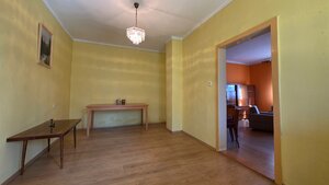 Na predaj rodinný dom s veľkým slnečným pozemkom v obci Mostová — foto 8