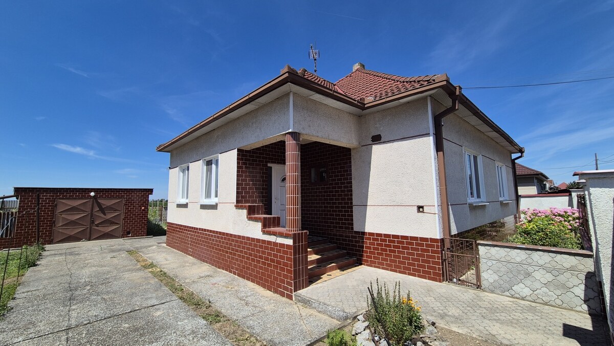 REZERVOVANÝ! Rodinný  dom  s novou strechou, predaj, Košúty — foto 3