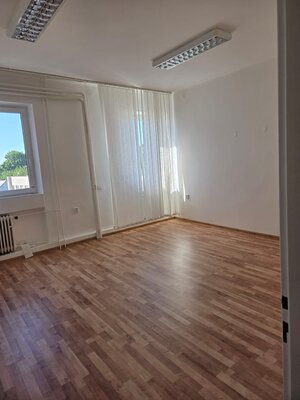 Kancelária, kanc. priestor na prenájom, Galanta centrum — foto 3