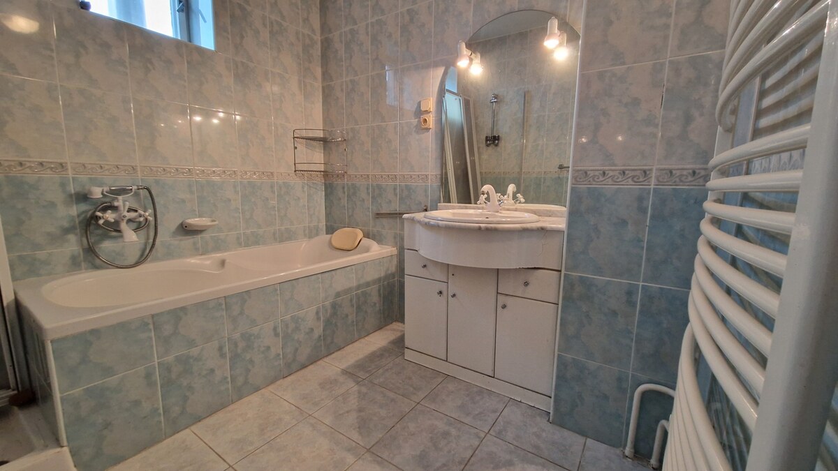 Bývanie na vidieku, dom s netradičnou kvalitou, Trstice — foto 10