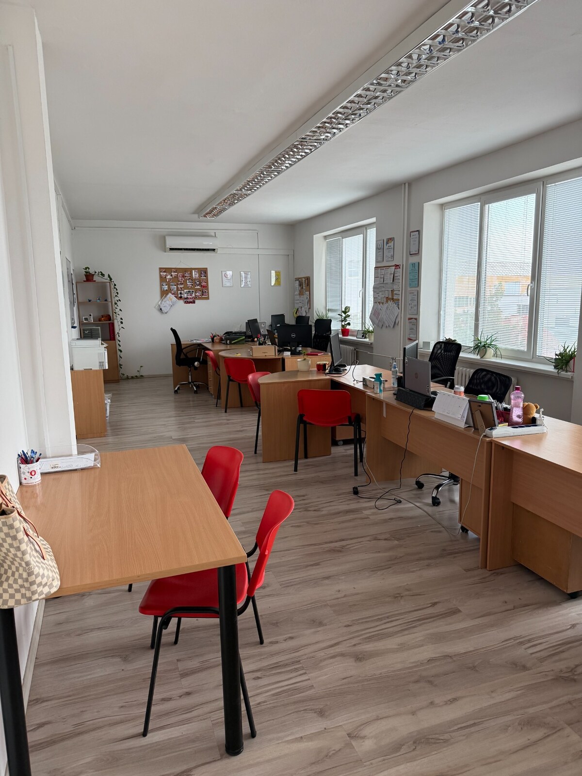 Prenájom kancelárske priestory 100m2, Galanta — foto 3