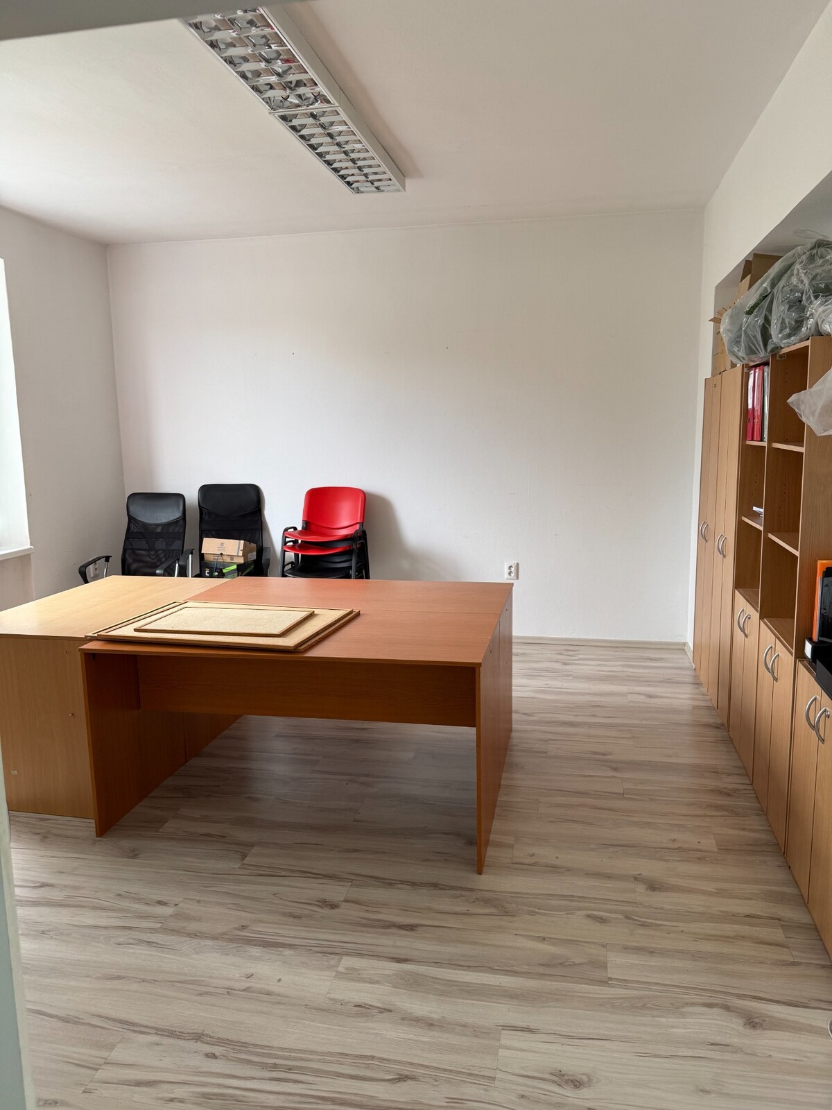 Prenájom kancelárske priestory 100m2, Galanta — foto 4