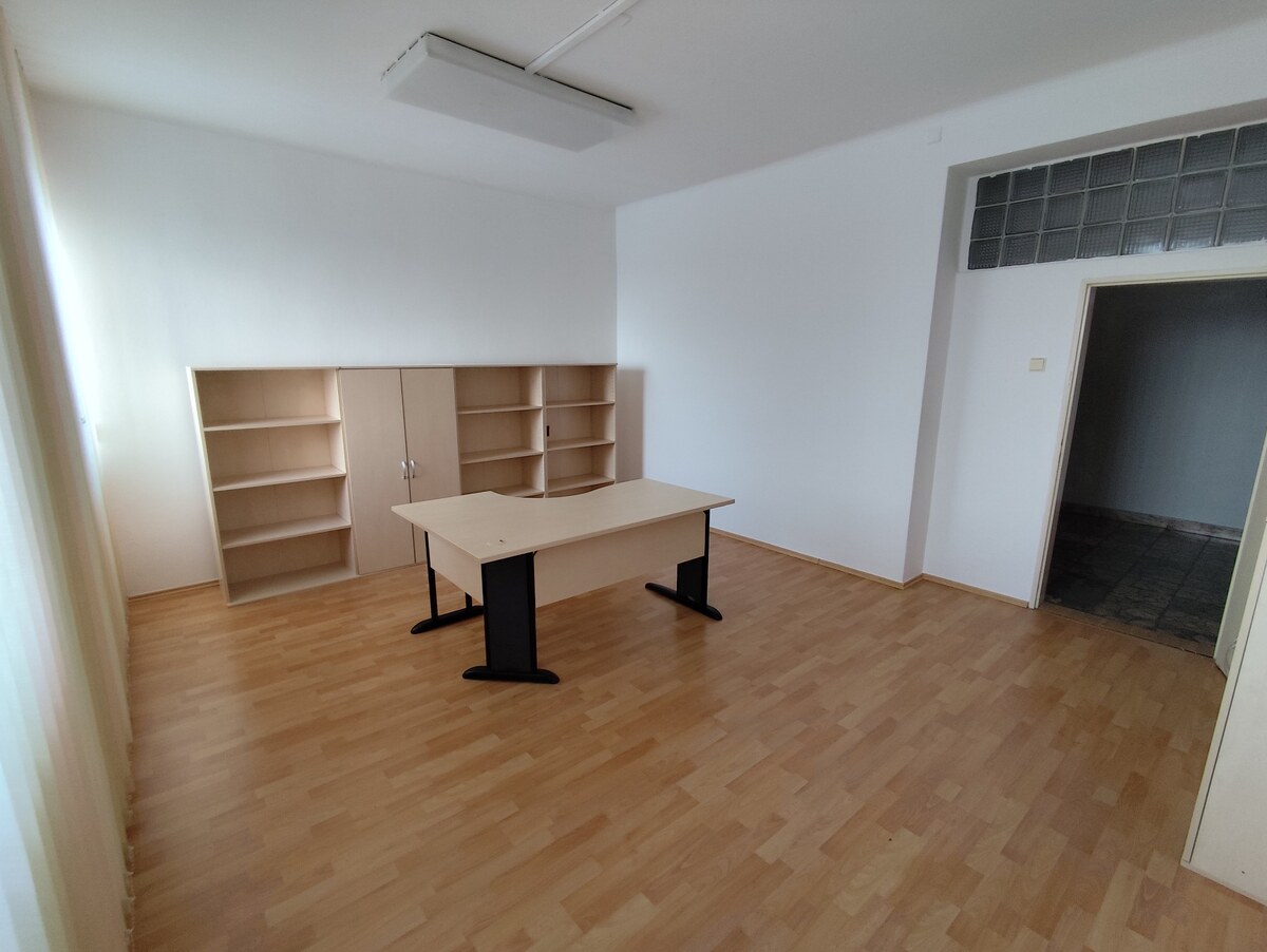 Kancelária, na prenájom, Galanta centrum — foto 2