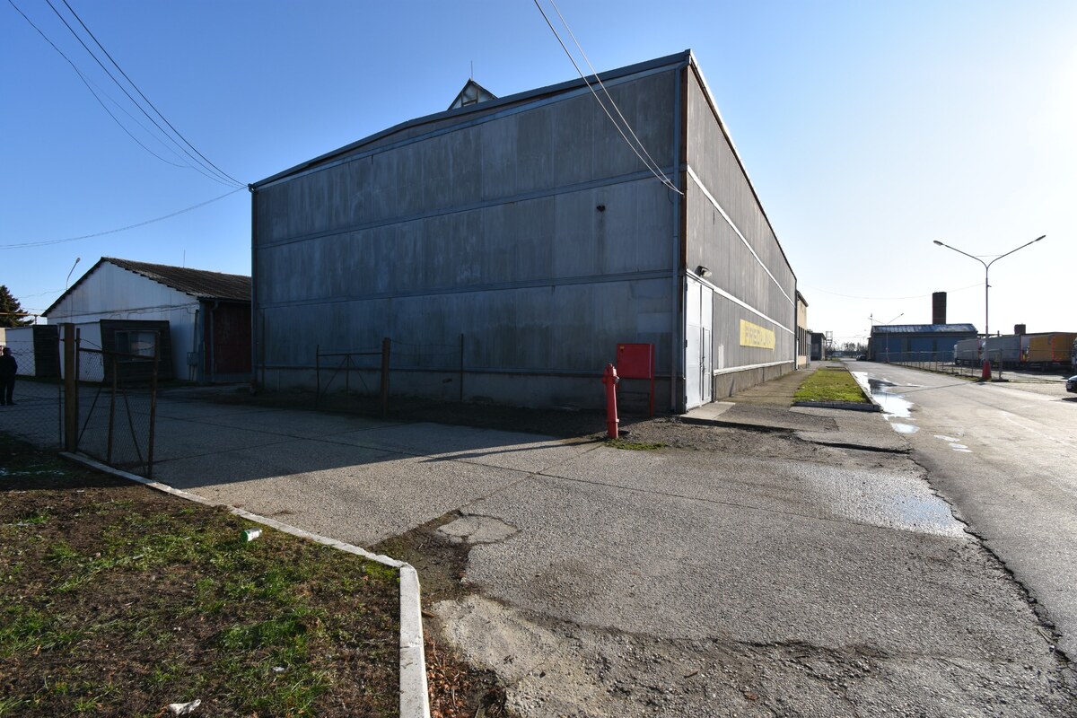 Zateplená plechová hala, sklad, ľahká výroba, 720m2 Galanta — foto 5