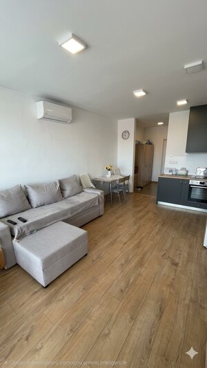 Prenájom 1i bytu s loggiou, Šoporňa — foto 2