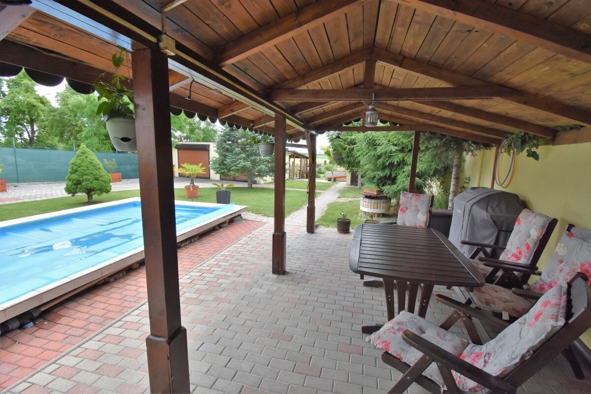 Dom snov, bazén, vinná pivnica, garáže, Mostová — foto 14