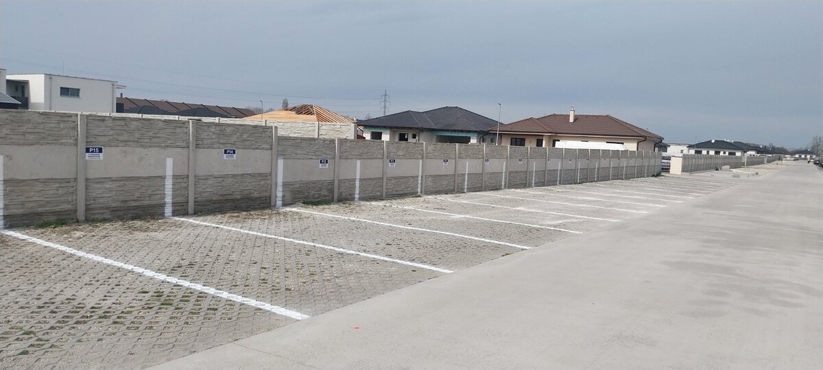Parkovacie státie na prenájom, Galanta Mládežnícka štvrť — foto 3