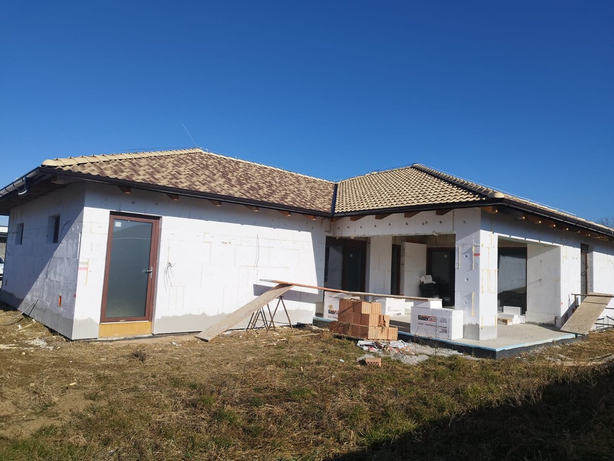 Novostavba s garážou, 225 m²,  Košúty — foto 14