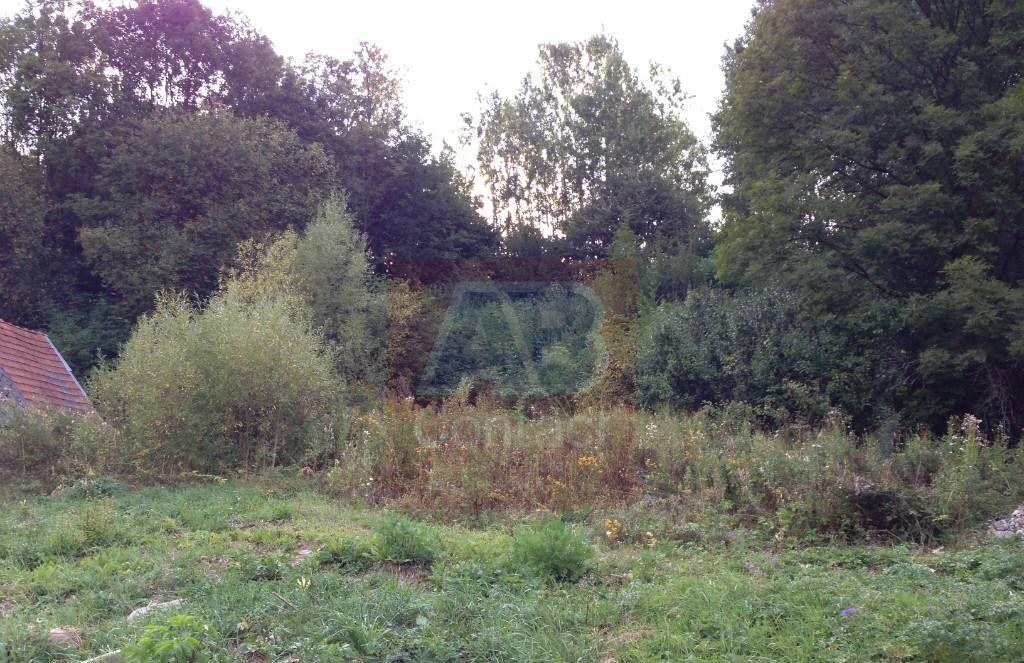 Pozemok na stavbu domu alebo víkendovej chalupy 8 km od Bešeňovej — foto 2