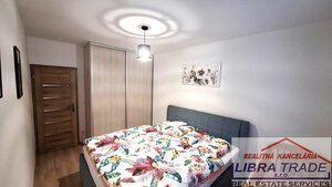 PREDAJ - Kompletne prerobeného 3 izbového bytu s loggiou na ulici Vodnej v Komárne  — foto 14