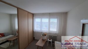 PREDAJ - Zachovalý 3 izbový byt s loggiou na Košickej ulici v Komárne  — foto 6
