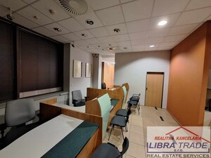 Prenájom - kancelársky priestor v centre Komárna v budove NEXT — foto 3