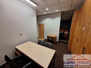 Prenájom - kancelársky priestor v centre Komárna v budove NEXT — foto 6